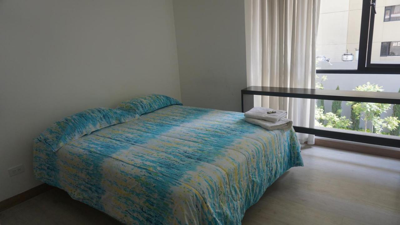 1410 Habitacion En Lujoso Departamento - Atelier Quito Luaran gambar