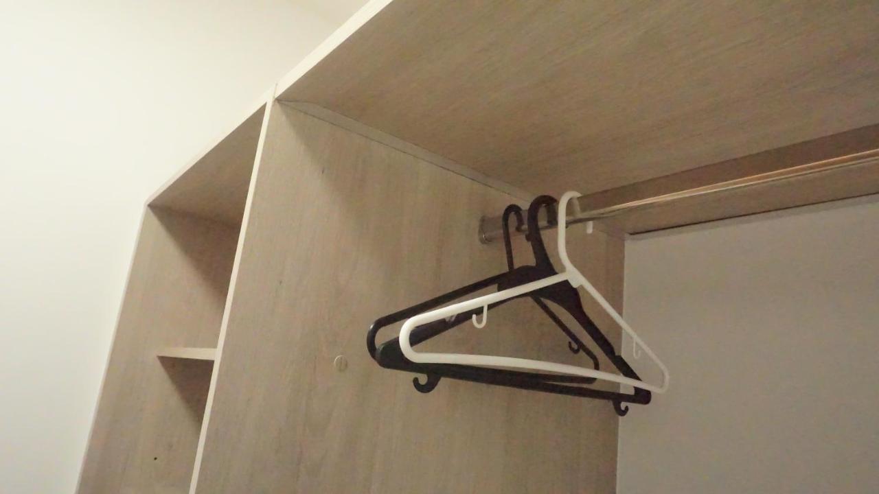 1410 Habitacion En Lujoso Departamento - Atelier Quito Luaran gambar